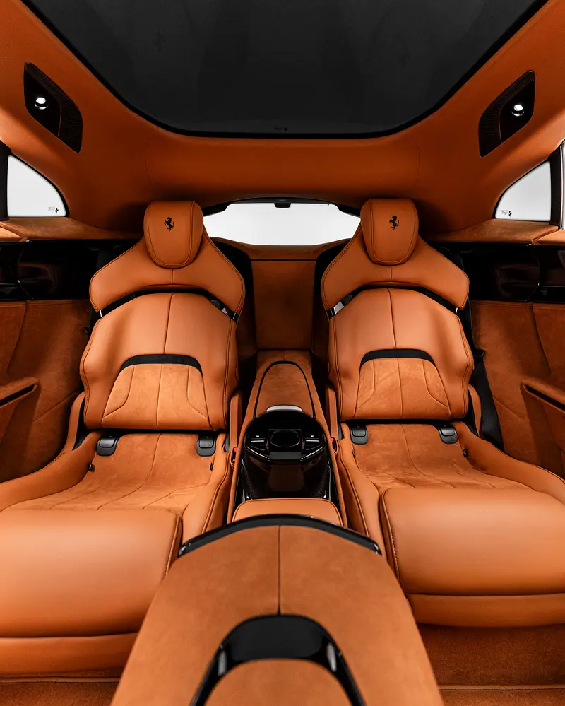 2025 Ferrari Purosangue - Image 17