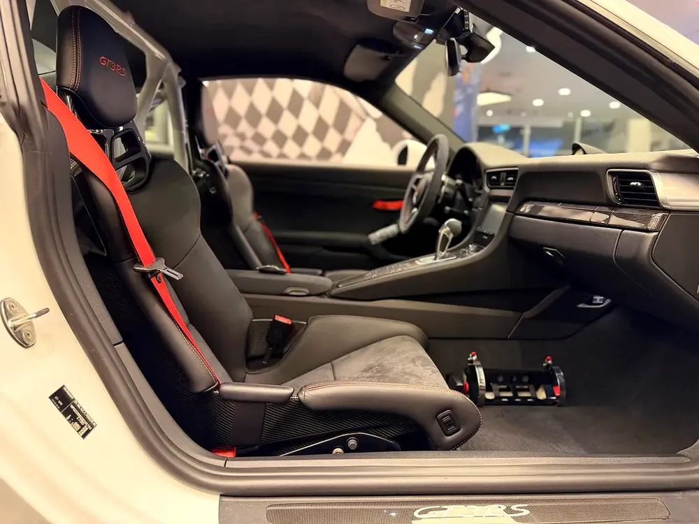 2016 Porsche 911 GT3 RS (Carrera) - 5700 KM ONLY - Image 13