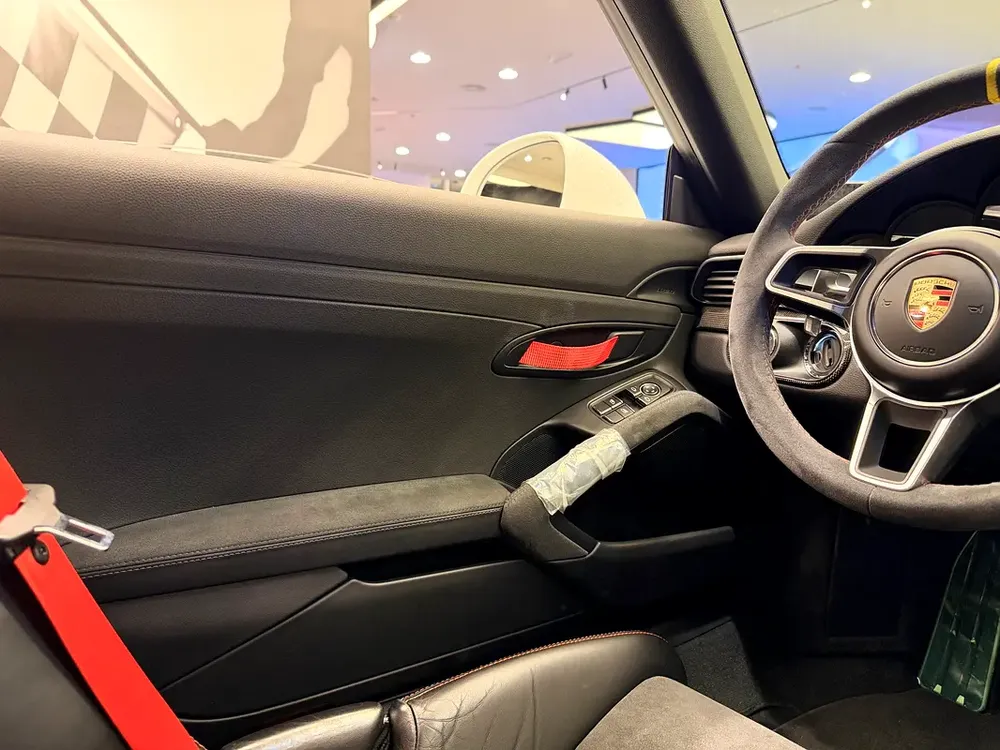 2016 Porsche 911 GT3 RS (Carrera) - 5700 KM ONLY - Image 9