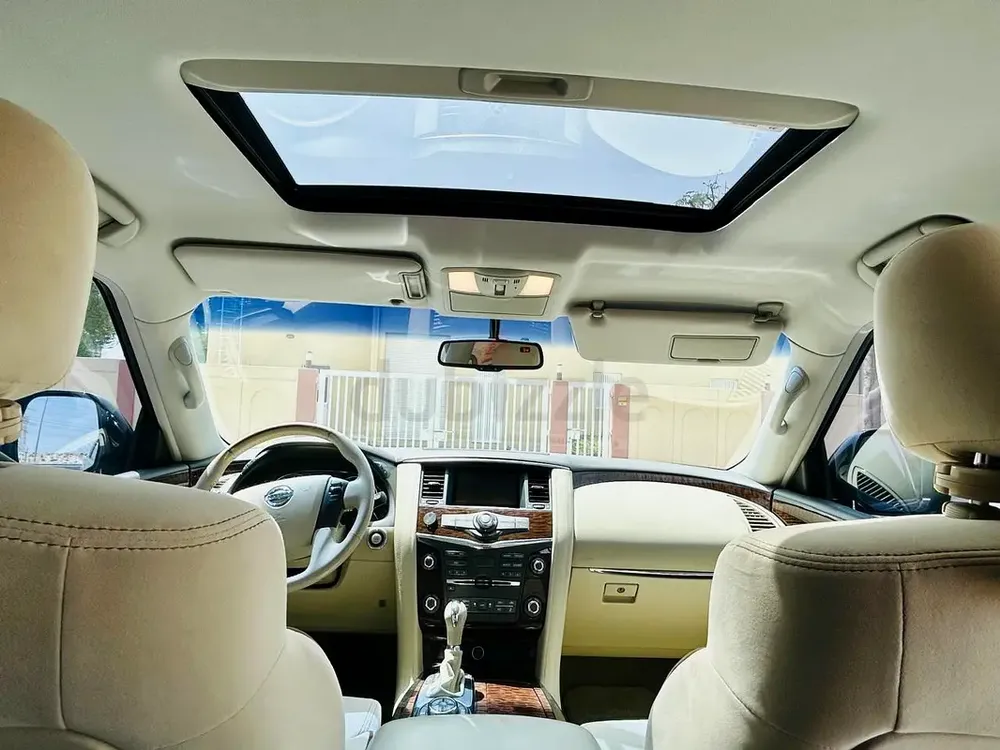 Nissan Patrol 2017 V6 SE T2 | Sunroof  Remote Start | GCC Specs - Image 8