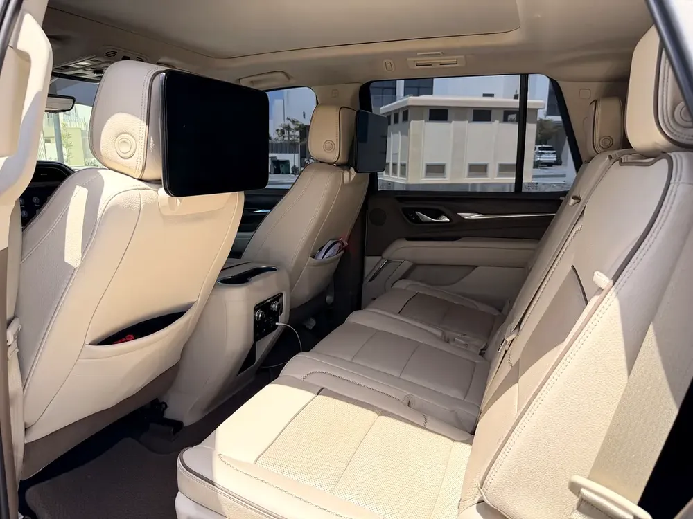 GMC Yukon Denali 2021 GCC Specs - Accident-Free - Image 12