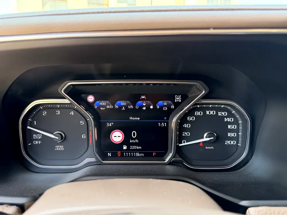 GMC Yukon Denali 2021 GCC Specs - Accident-Free - Image 14