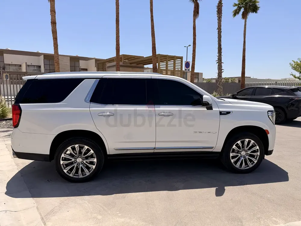 GMC Yukon Denali 2021 GCC Specs - Accident-Free - Image 6