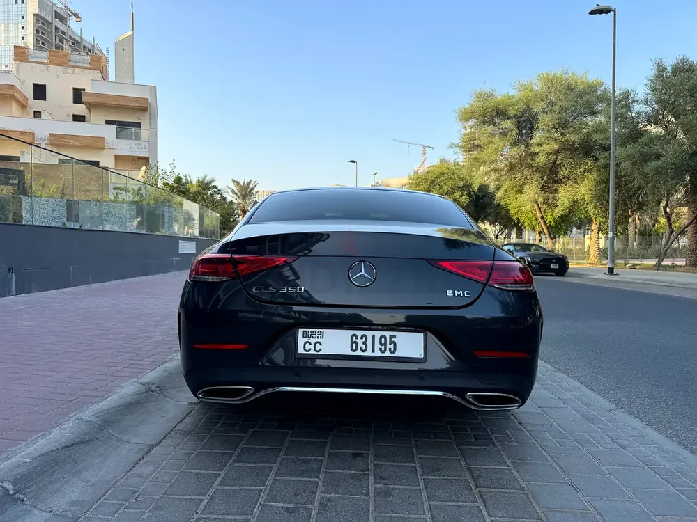 From Owner GCC No Accident Perfect Condition Original Low Mileage - Image 5