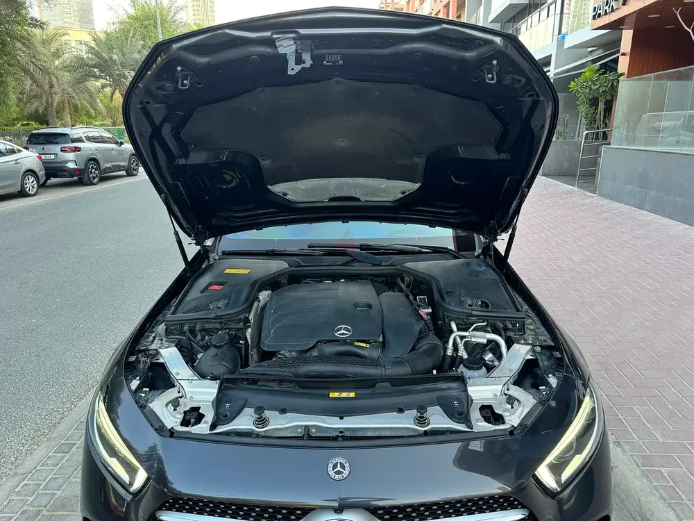 From Owner GCC No Accident Perfect Condition Original Low Mileage - Image 9