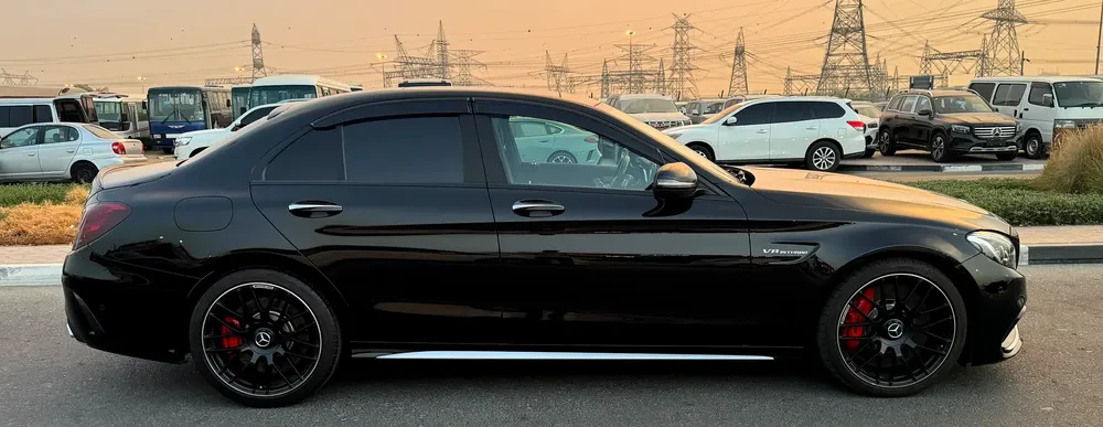 MERCEDES C63s AMG FRESH JAPAN IMPORT 4.5 GRADE WITH FULL HISTORY - Image 5