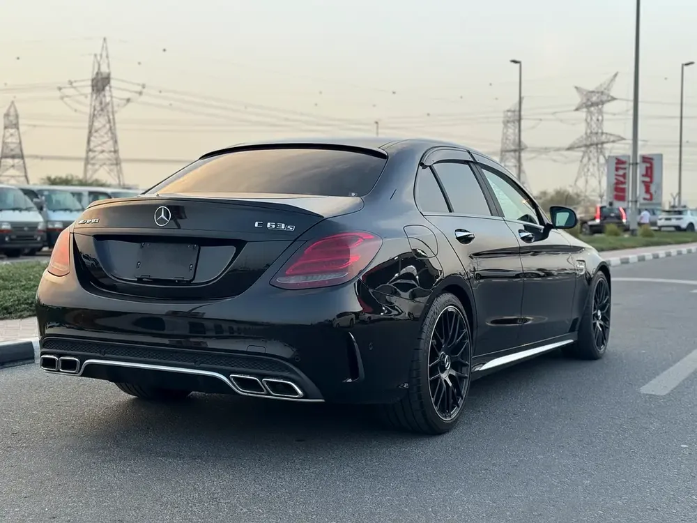 MERCEDES C63s AMG FRESH JAPAN IMPORT 4.5 GRADE WITH FULL HISTORY - Image 6