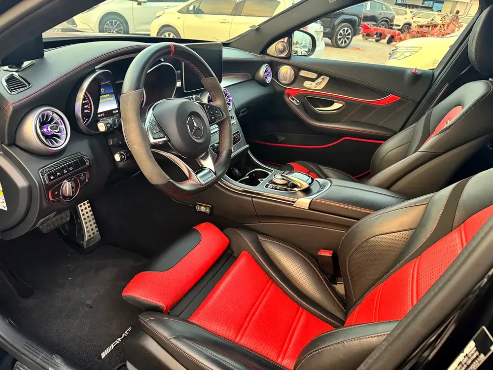 MERCEDES C63s AMG FRESH JAPAN IMPORT 4.5 GRADE WITH FULL HISTORY - Image 9