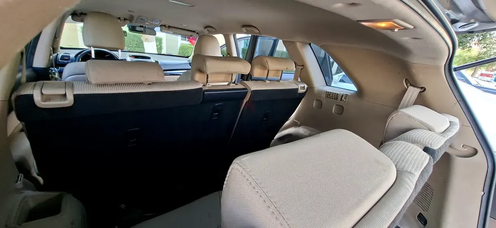 Kia Sorento DLX AWD 2014 - GCC Specs - Well Maintained - Image 8