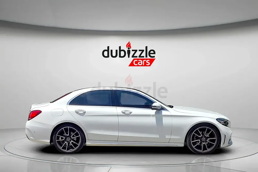 AED 1809/month | 2021 Mercedes-Benz C-Class C200 | GCC Specs | Ref#467474 - Image 4