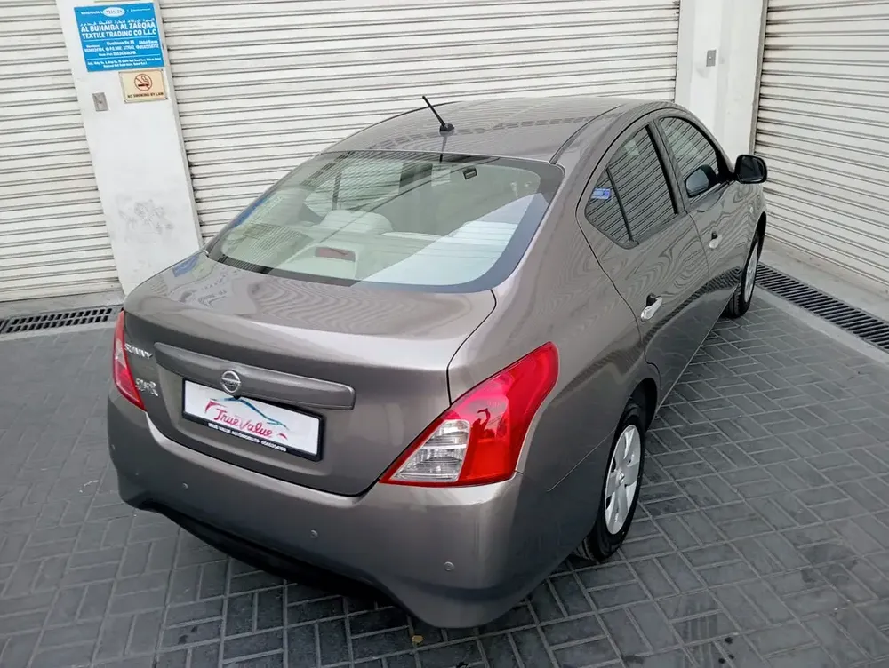 Nissan sunny - Image 12