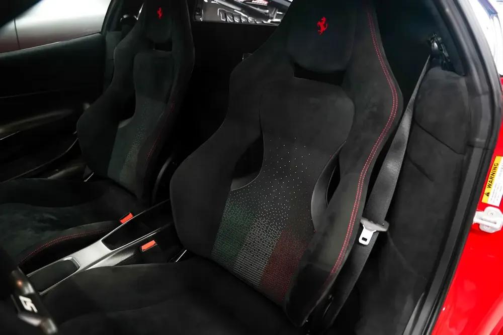 2019 FERRARI 488 PISTA PILOTI WITH 7 YEARS WARRANTY - Image 10