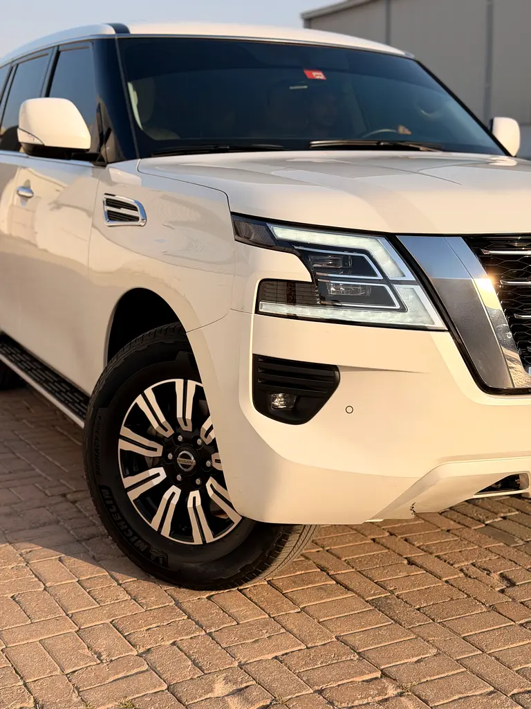 Nissan Patrol SE T2 2020 - GCC Specs - 1st owner accident free - Image 10