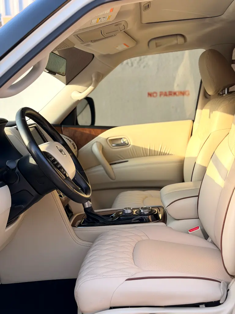 Nissan Patrol SE T2 2020 - GCC Specs - 1st owner accident free - Image 15