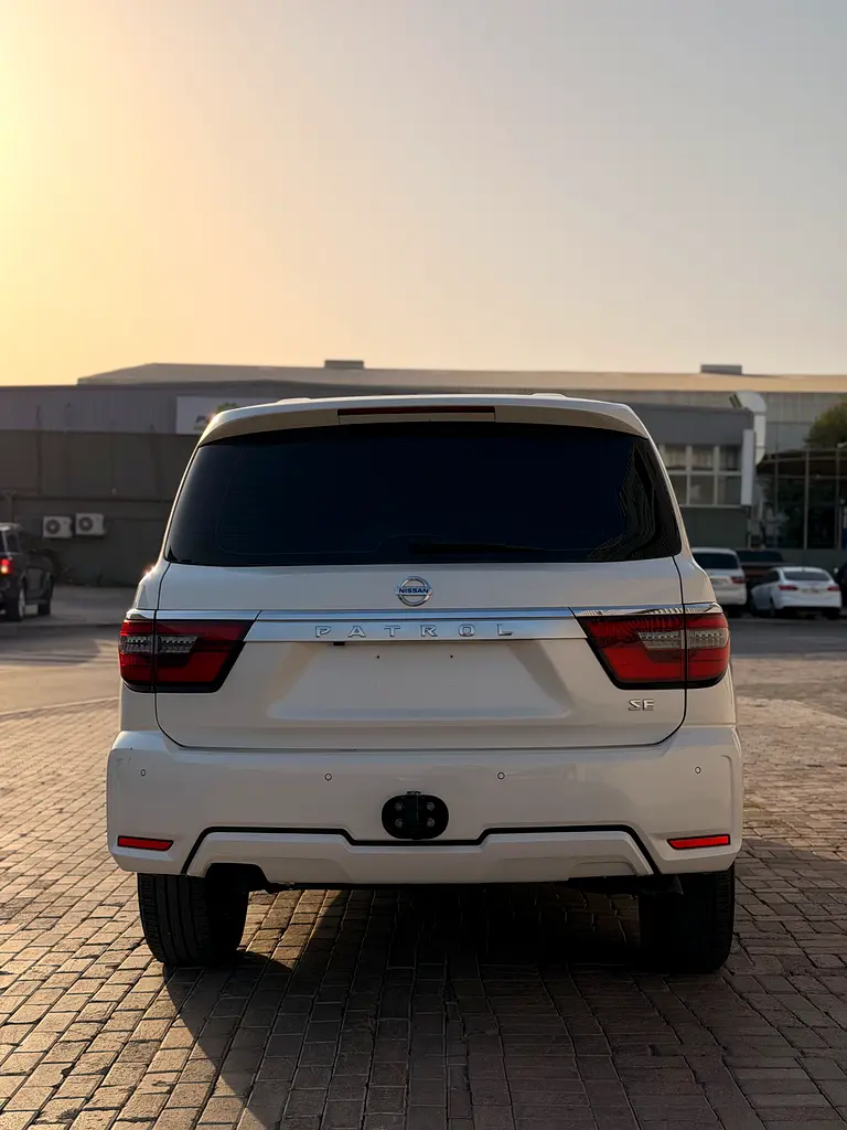 Nissan Patrol SE T2 2020 - GCC Specs - 1st owner accident free - Image 6