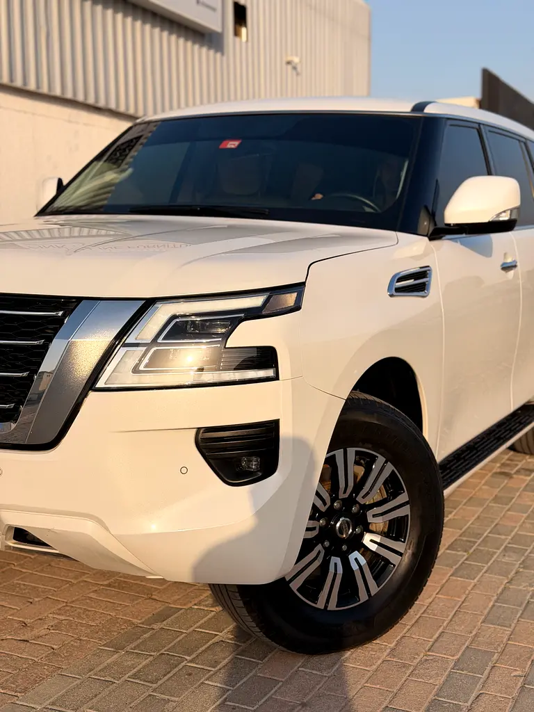 Nissan Patrol SE T2 2020 - GCC Specs - 1st owner accident free - Image 9