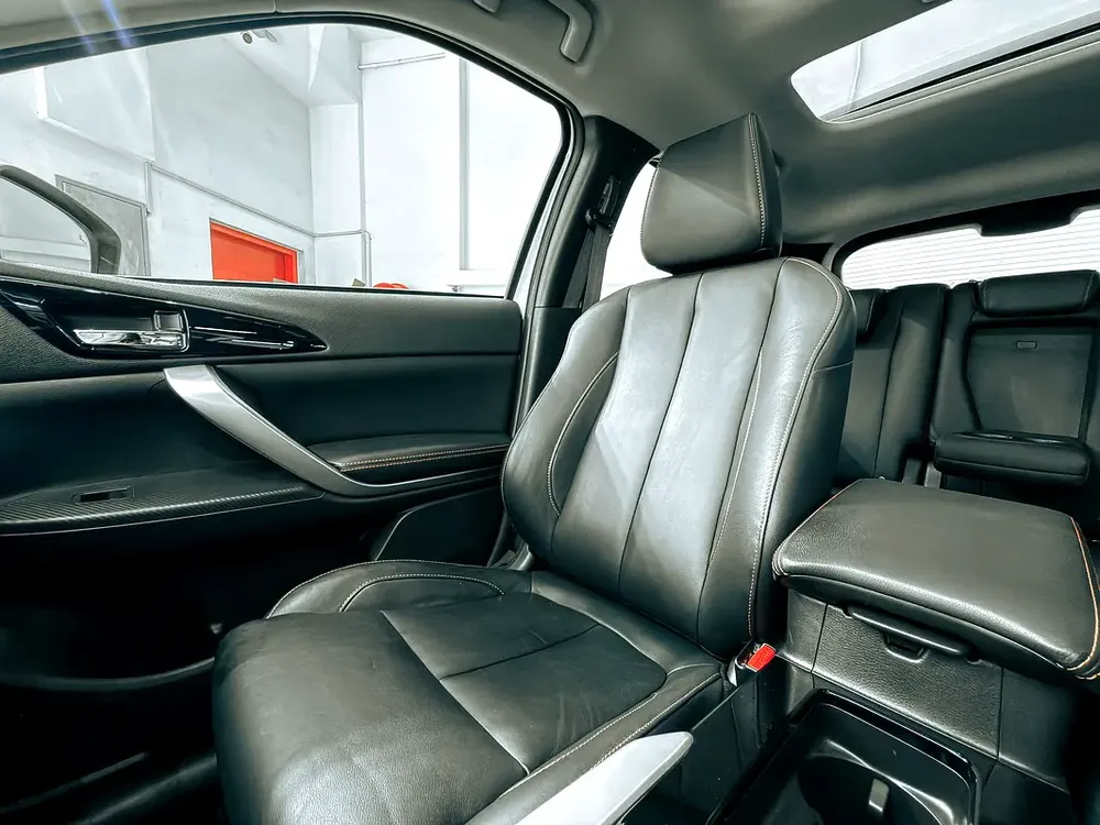 2019 Mitsubishi Eclipse Cross GT Premium | GCC Specs | Only 39,000 KM | Under Warranty | PM 900 Aed - Image 12