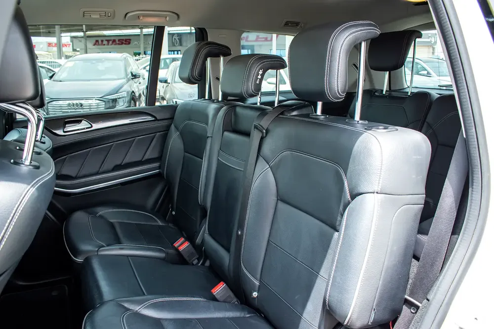 Mercedes Benz GL550 (2014) Fresh Japan Import - Image 10