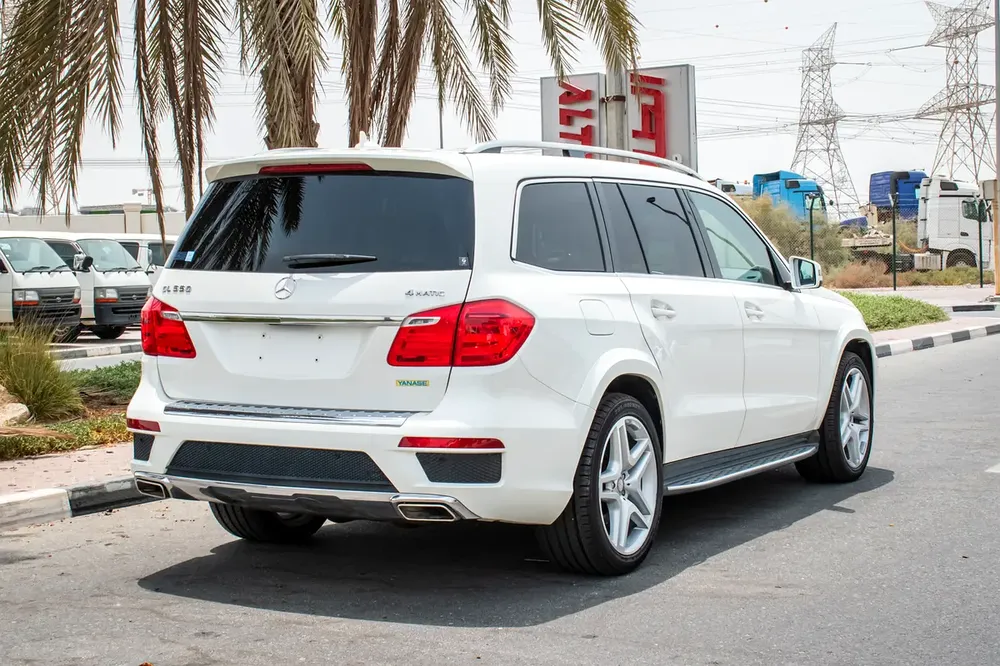 Mercedes Benz GL550 (2014) Fresh Japan Import - Image 4