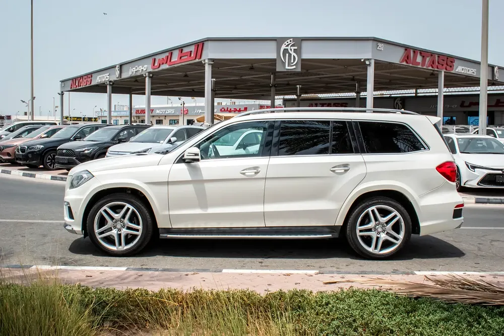 Mercedes Benz GL550 (2014) Fresh Japan Import - Image 7