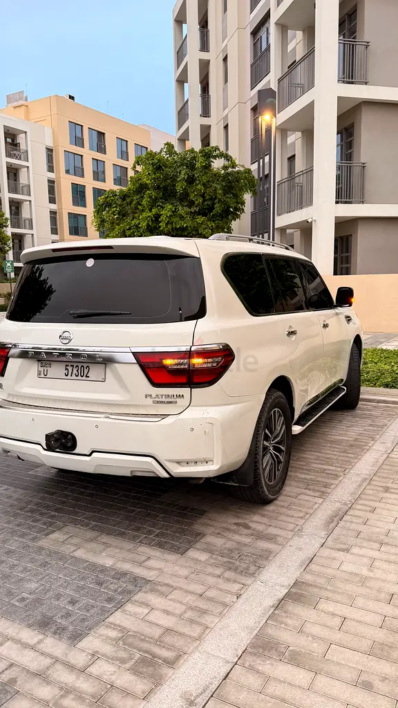 Nissan Patrol SE Platinum 2012 - Uplifted to 2022 - Image 15