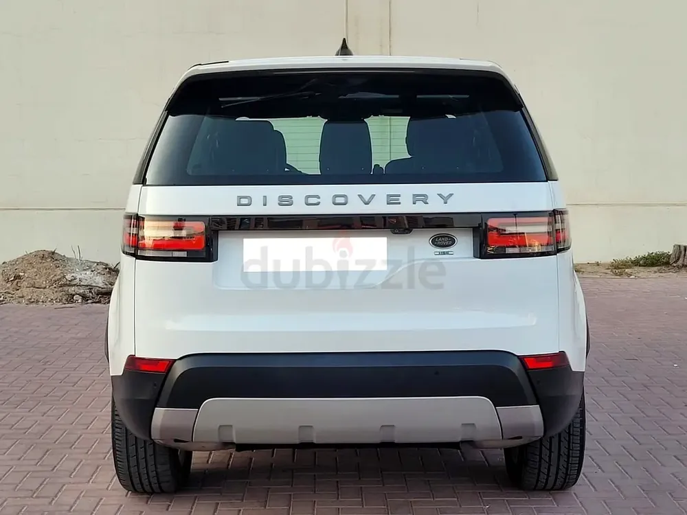 Land Rover Discovery HSE 2018 | GCC Specs | Well Maintained - Image 7