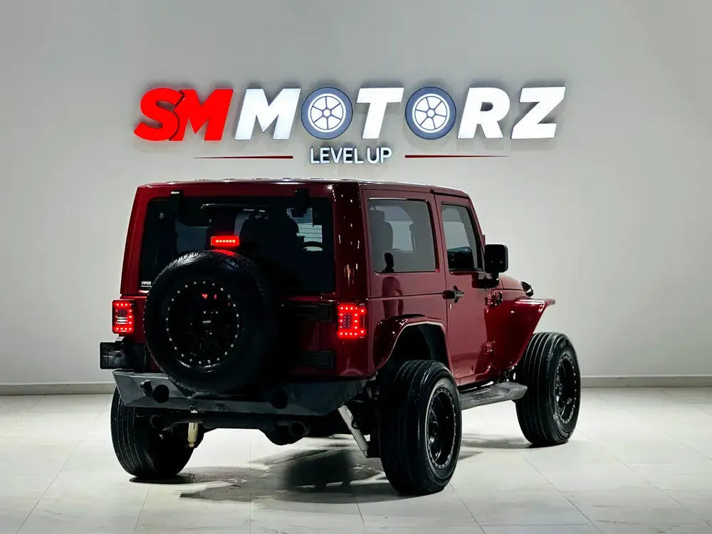 JEEP WRANGLER SAHARA 2014 GCC SPECS SHOWROOM CONDITION - Image 6