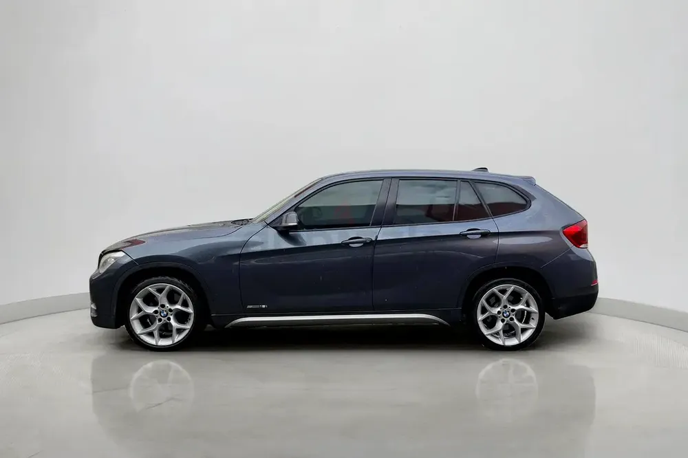 2014 BMW X1 Sdrive18i 2.0L | GCC Specifications - Image 5