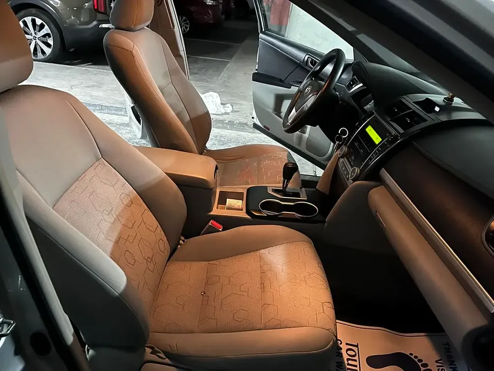 Toyota Camry SE 2013 GCC Specs - Reliable and Clean Condition - Image 6