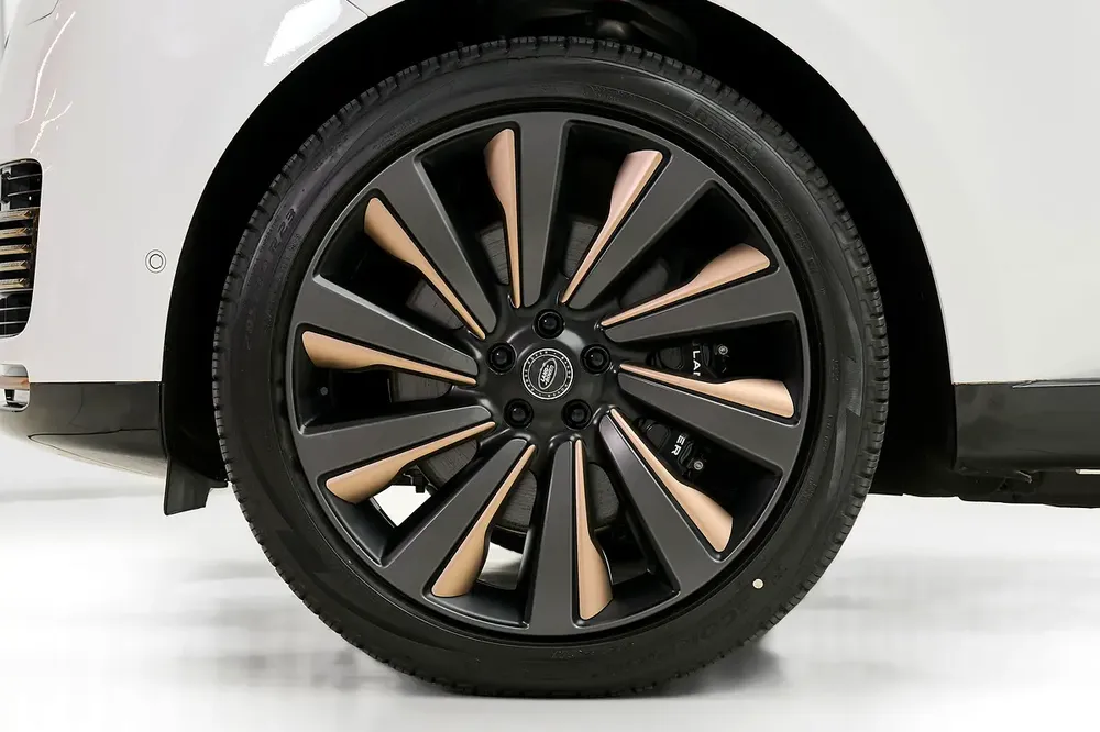 2024 Land Rover Range Rover SV Autobiography - European Specs - Brand New - Image 8