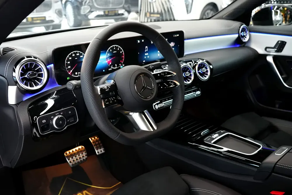 Mercedes-Benz CLA 200, 2026, GCC Specs - Image 11