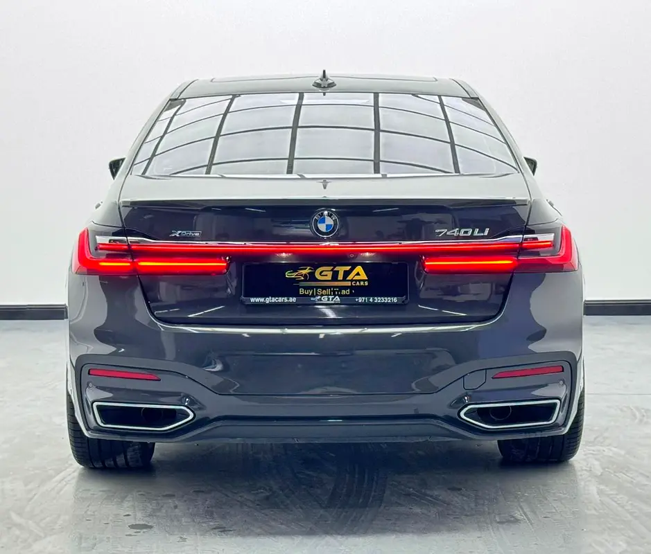 2022 BMW 730li xDrive M-sport, Dec/2026 BMW Warranty, BMW Service History, Excellent Condition, GCC - Image 5
