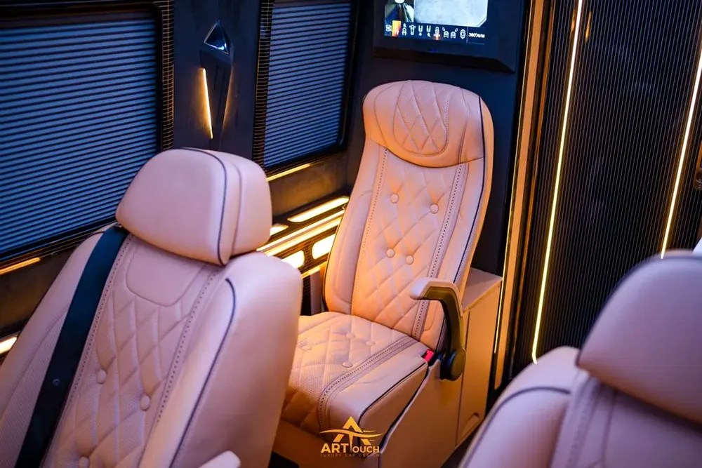 Mercedes Benz Sprinter D516 GCC zero km - Image 5