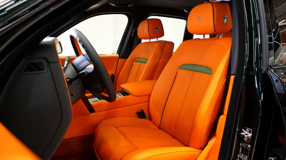 2026 | BRAND NEW | 0 KM MILEAGE | ROLLS-ROYCE CULLINAN - BLACK BADGE | EUROPEAN SPECS - Image 6