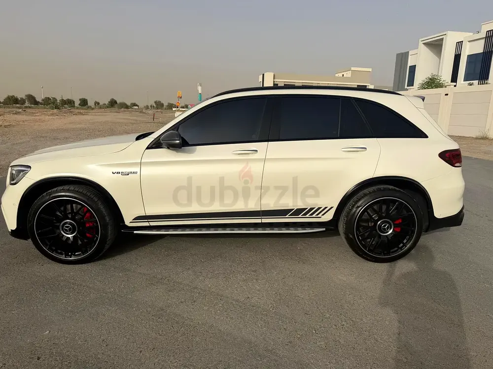 Mercedes-Benz GLC-Class GLC 63 S EDITION 1 AMG 4MATIC+ 2019 | GCC Specs | Low Mileage - Image 11