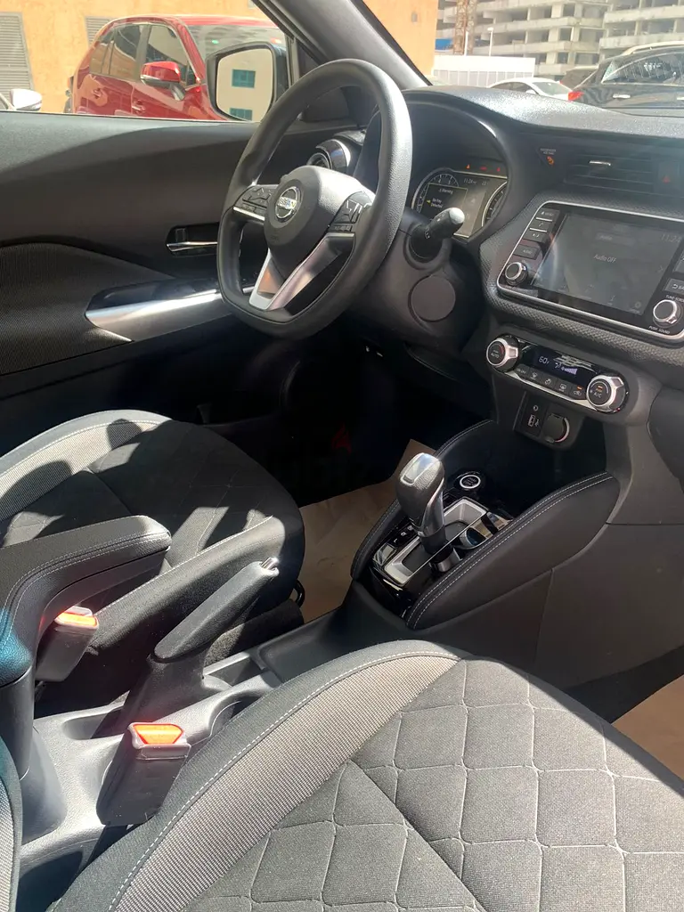 Distressed deal :Nissan Kicks for quick sale. Car is in good condition overall but has gear issue - Image 5