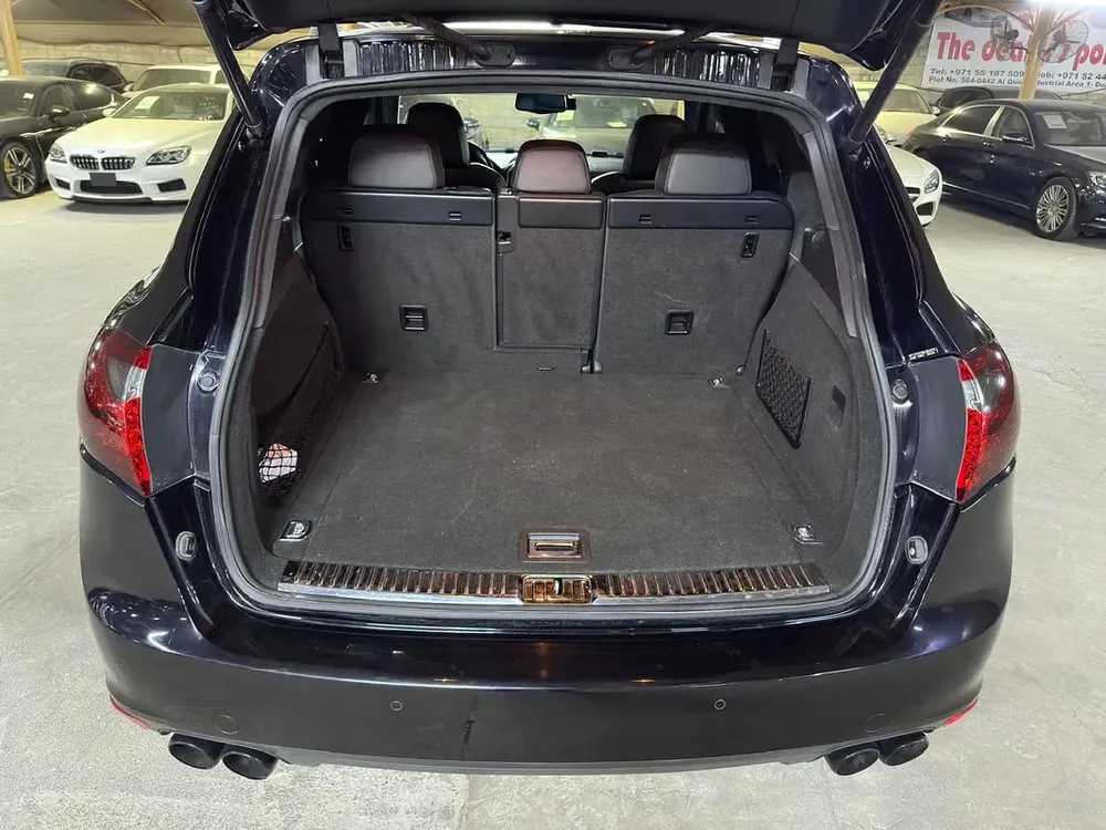 PORSCHE CAYENNE TURBO 4.8L 2011 | 18-WAY ADJUSTABLE SEATS | SPORTS EXHAUST | SUNROOF - Image 12