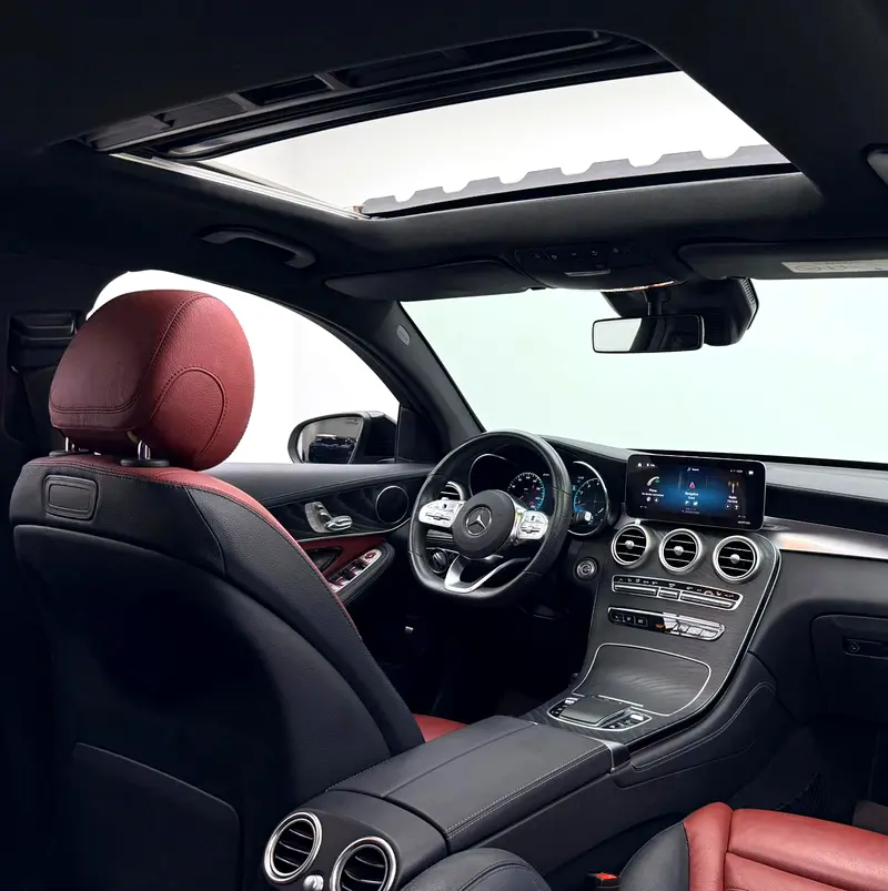 2020 Mercedes Benz GLC300 AMG 4MATIC Coupe, 2027 MB Warranty, Full MB Service History, GCC - Image 12