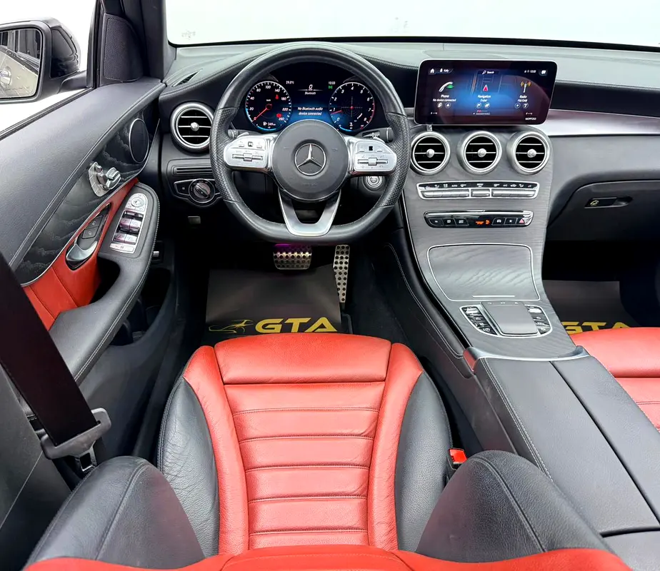 2020 Mercedes Benz GLC300 AMG 4MATIC Coupe, 2027 MB Warranty, Full MB Service History, GCC - Image 14