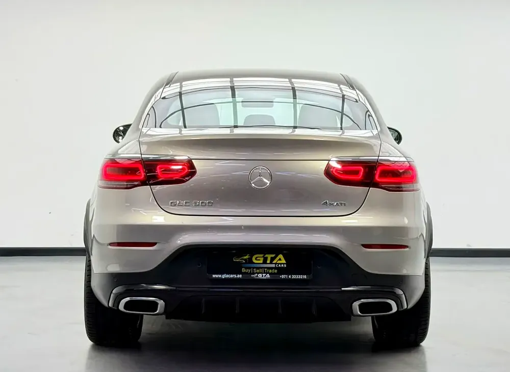 2020 Mercedes Benz GLC300 AMG 4MATIC Coupe, 2027 MB Warranty, Full MB Service History, GCC - Image 5