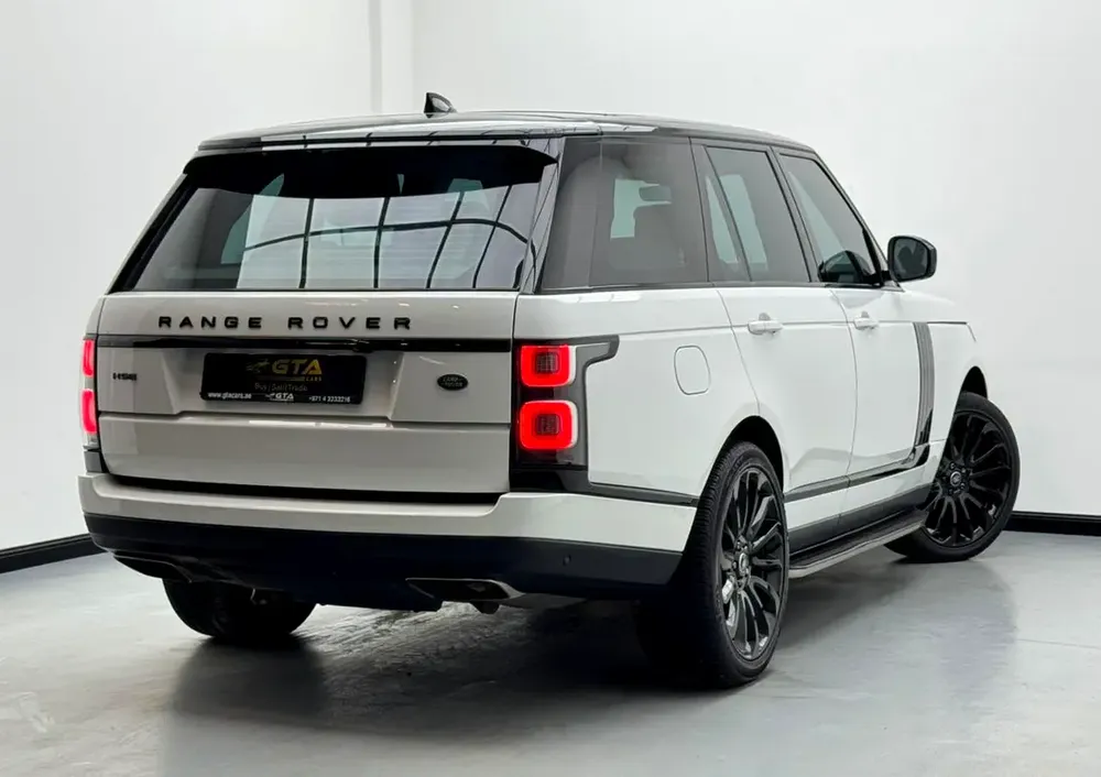 2019 Range Rover Vogue HSE, 1 Year Warranty, Full Service History, Excellent Condition, GCC - Image 6