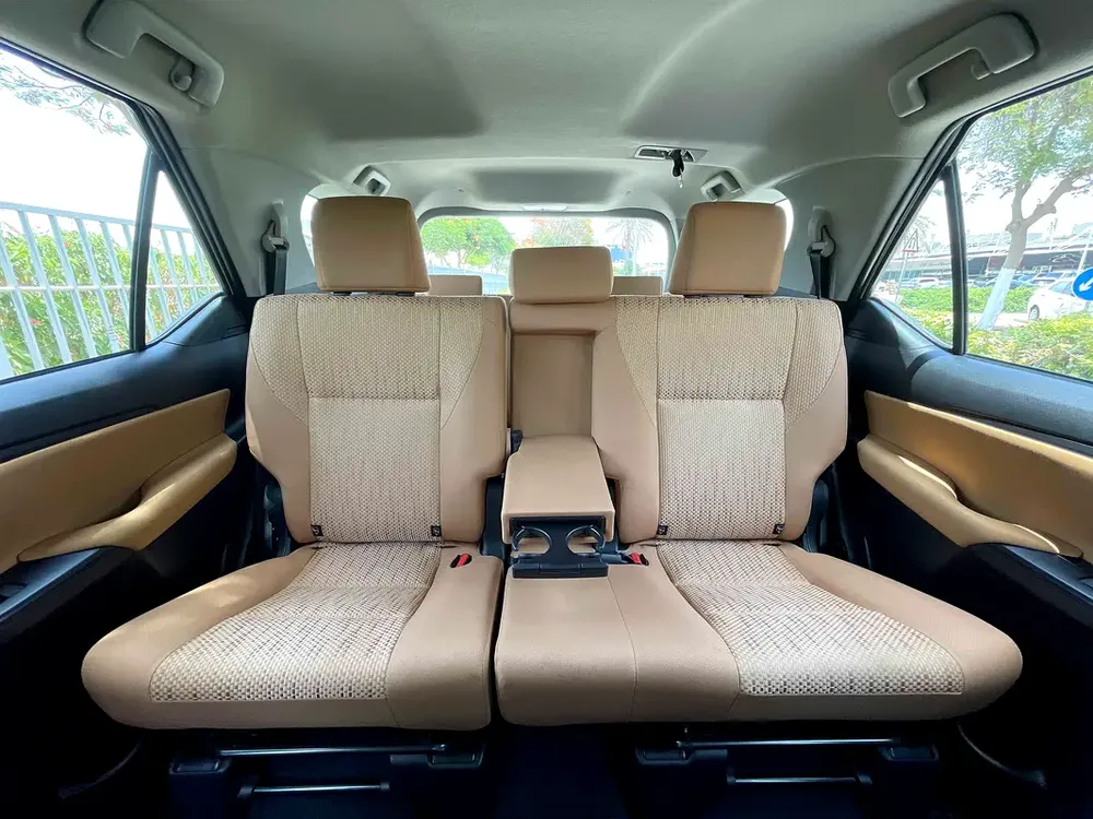 UNLIMITED MILEAGE WARRANTY / 4X4 + NAVIGATION + CAMERA + LED LIGHTS + ALLOY WHEELS  + CRUISE CONTROL - Image 16