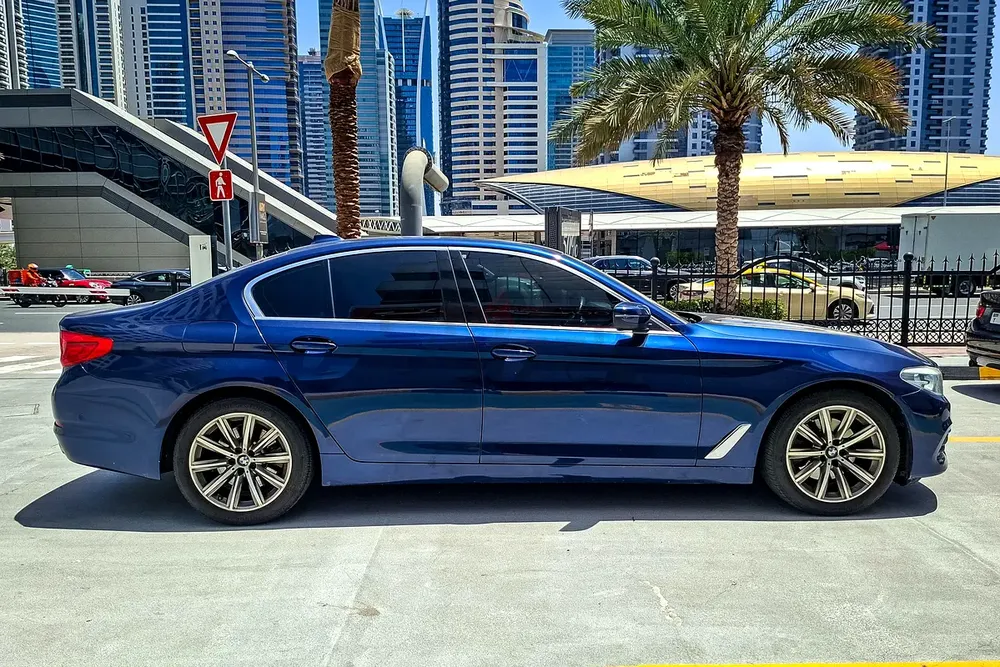AED 1063/month | 2019 BMW 5-Series 520i | GCC Specs | Ref#453348 - Image 4