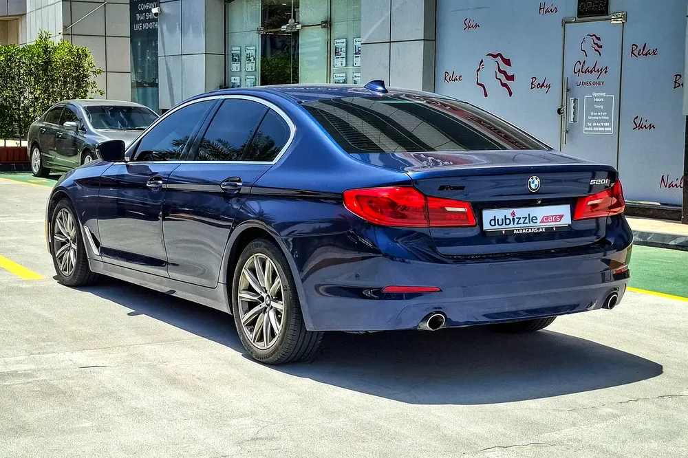 AED 1063/month | 2019 BMW 5-Series 520i | GCC Specs | Ref#453348 - Image 8
