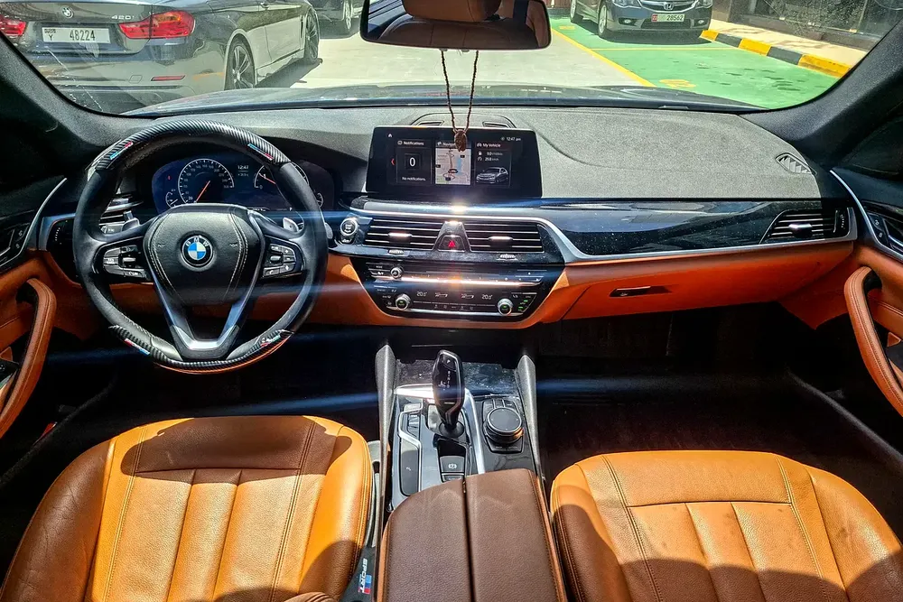 AED 1063/month | 2019 BMW 5-Series 520i | GCC Specs | Ref#453348 - Image 9