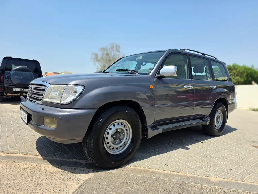 Toyota Land Cruiser GXR 2005 GCC Specs - Image 7