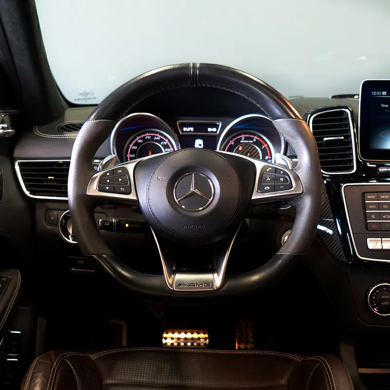 AED 3,732 pm • 0% Downpayment • Mercedes-Benz GLS 63 AMG • 1 Year  Warranty - Image 9