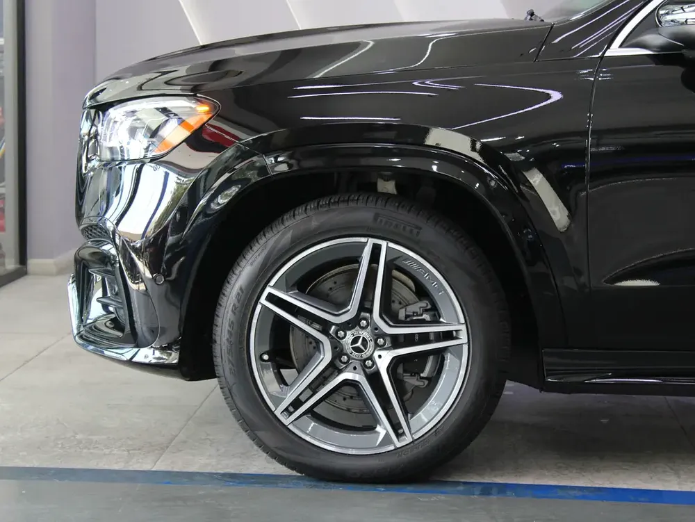 2026 - Mercedes-Benz GLS 450 4MATIC  Brand New! - Image 7
