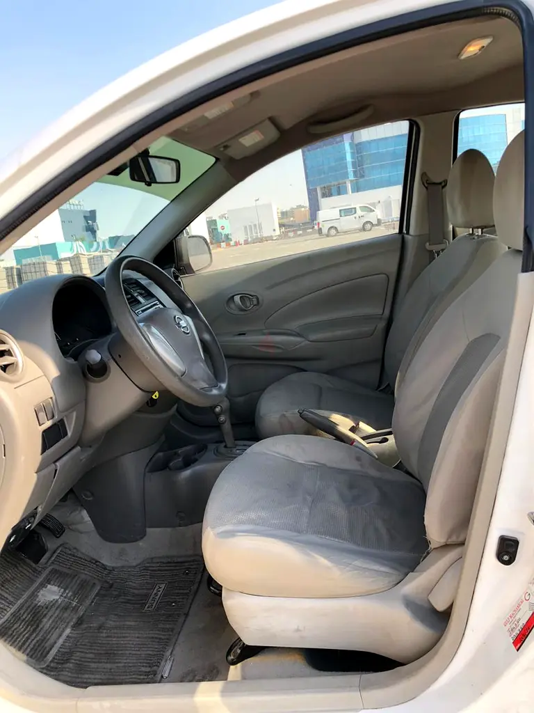 For sale Nissan Sunny Gcc model 2016 - Image 6