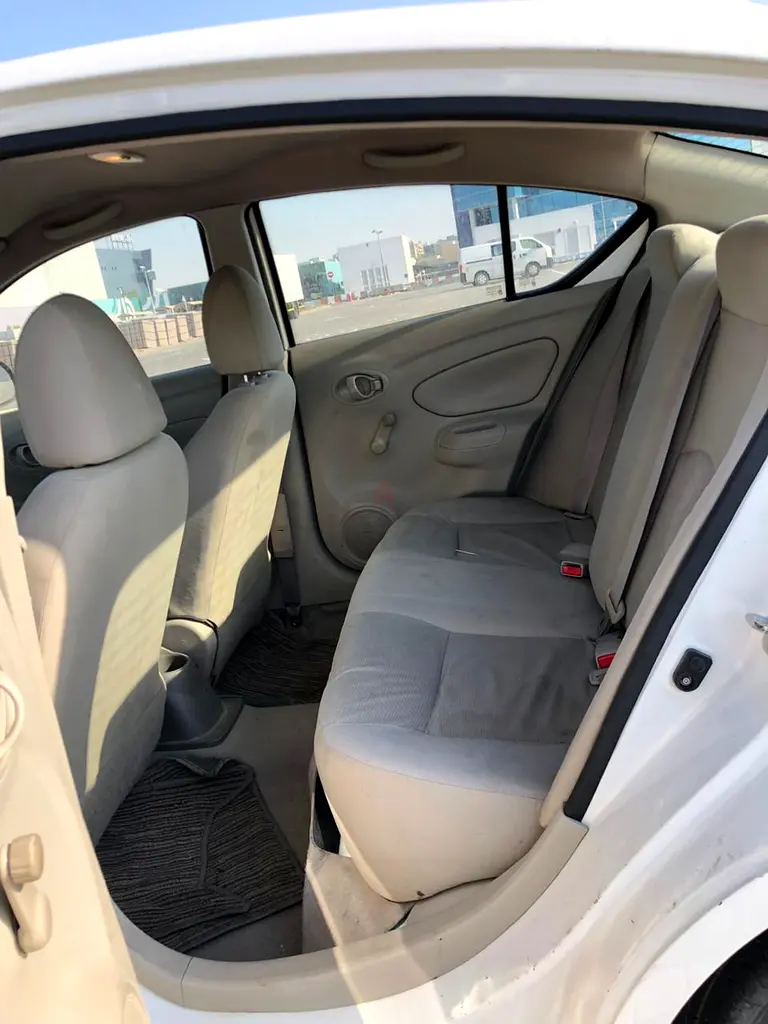 For sale Nissan Sunny Gcc model 2016 - Image 7